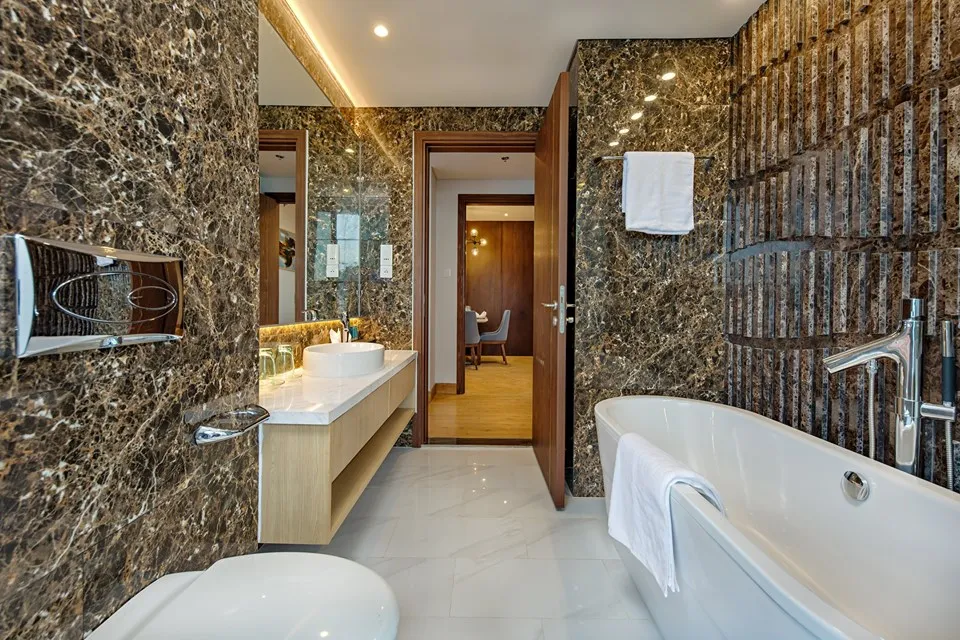 1 Bedroom Beach Front